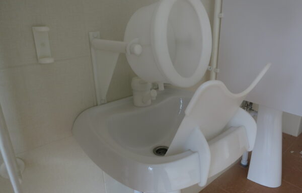 Изделия для орошения лица минеральной водой