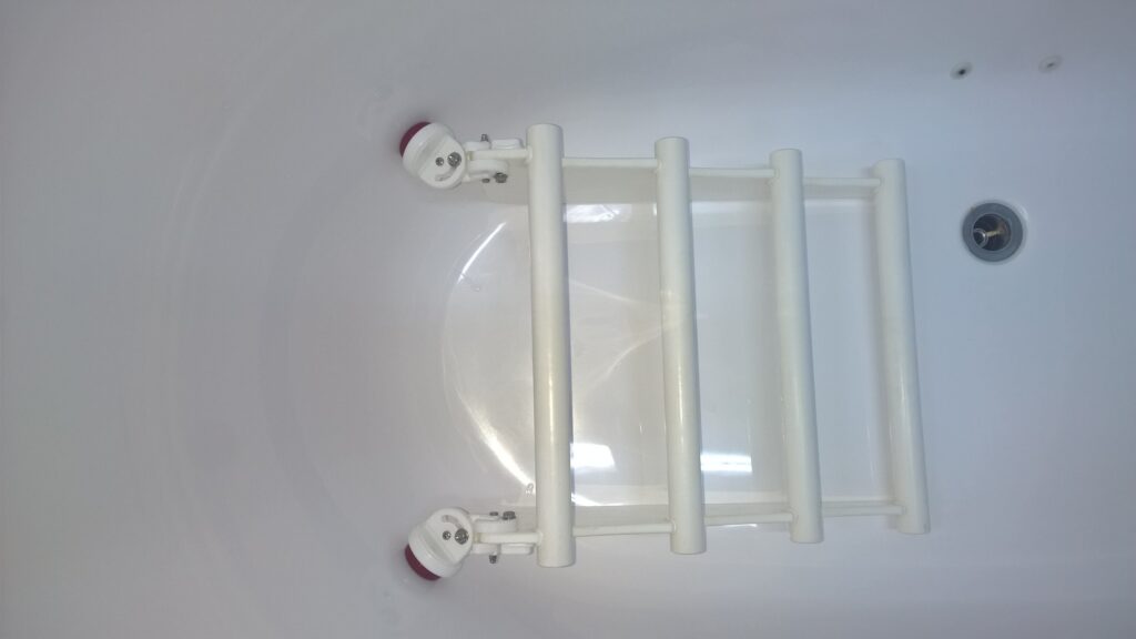 Подставка-упор под ноги в ванну