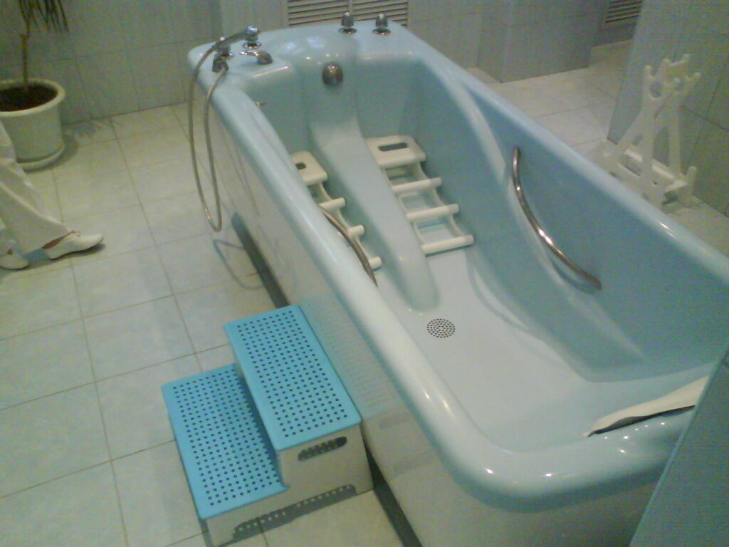 Подставка-упор 4-х уровневая для ног на ванну «Laguna» / «Оккервиль»