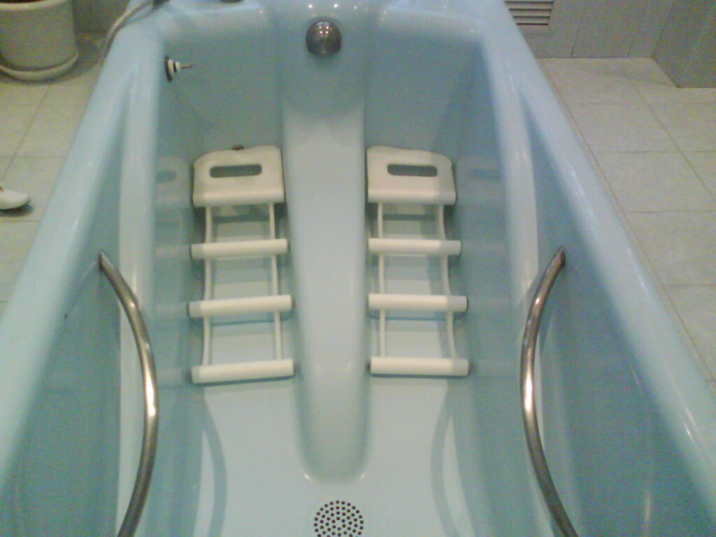 Подставка-упор 4-х уровневая для ног на ванну «Laguna» / «Оккервиль»