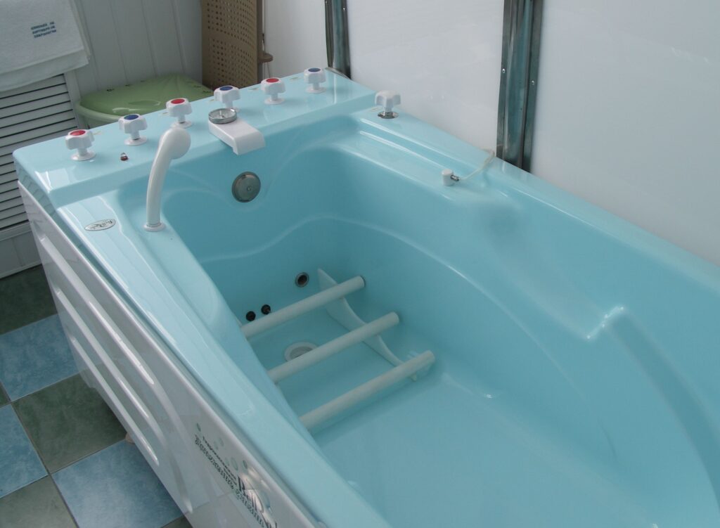 Подставка-упор под ноги в ванну