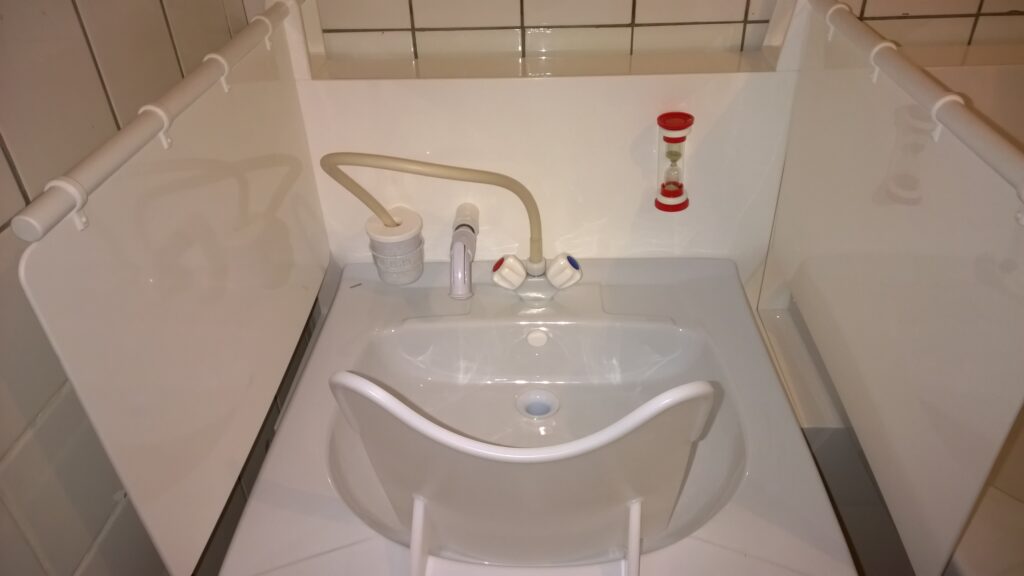 Приспособление (Стойка) - Исполнение №1 - для орошения Десен минеральной водой