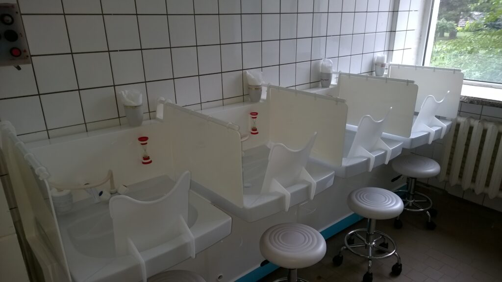 Приспособление (Стойка) - Исполнение №1 - для орошения Десен минеральной водой