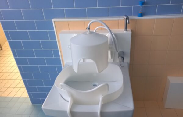 Приспособление (Стойка) для орошения головы минеральной водой