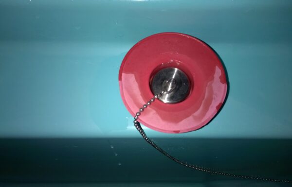 Пробка комбинированная (резина - нержавеющая сталь) для выпуска бальнеологической (гидромассажной) ванны