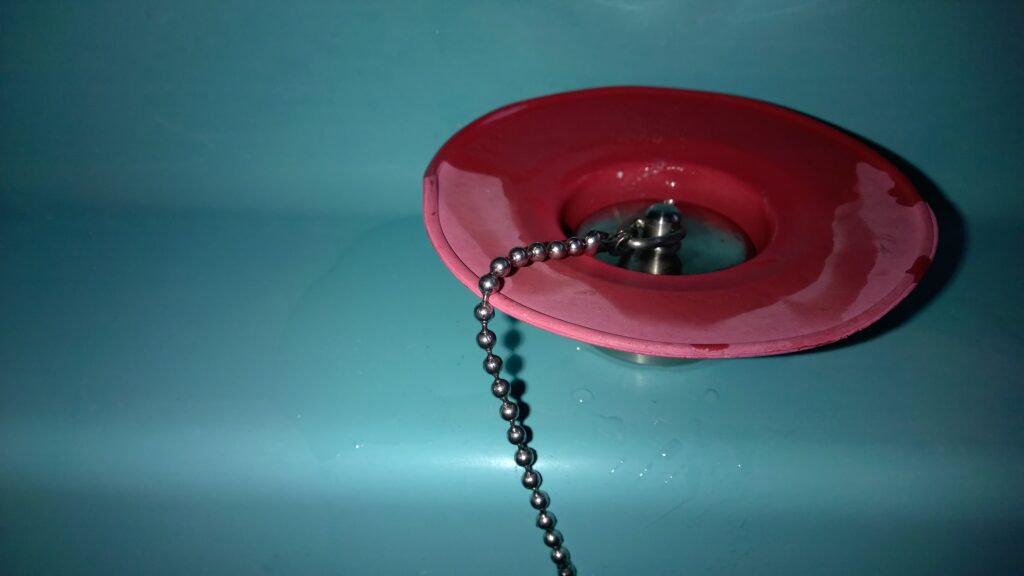 пробка для выпуска