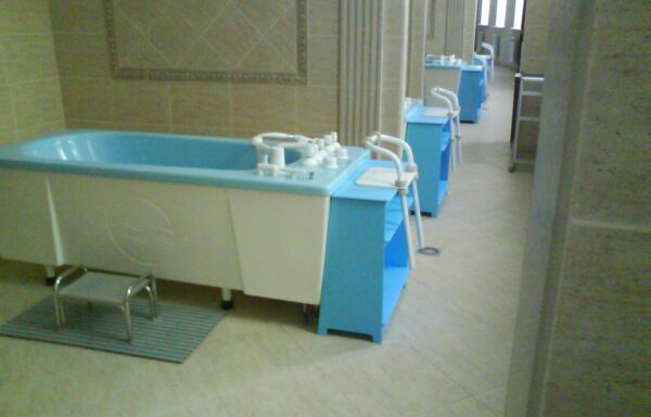 Тумбы приванные